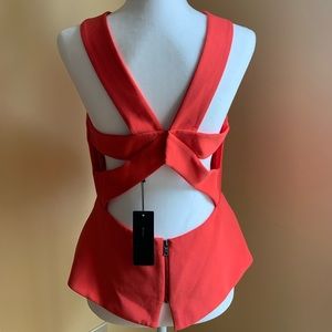 NEW BCBG Makenlee Top! Size M - Poppy Color!